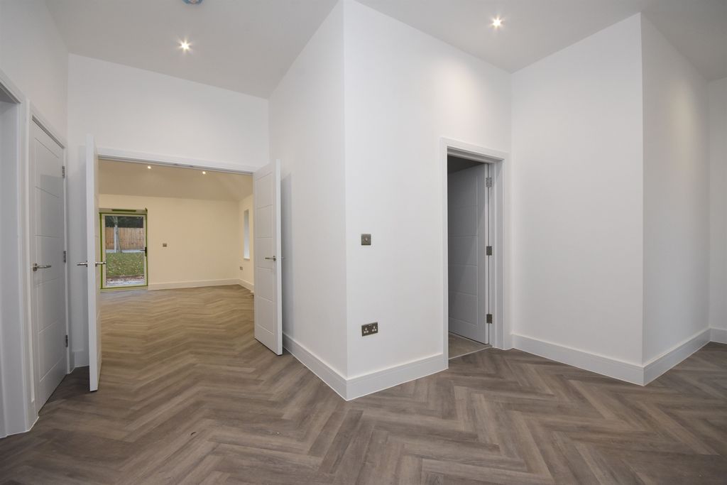 Additional image 12 of 3 bed detached bungalow for saleBeaufort Gardens, Braintree CM7