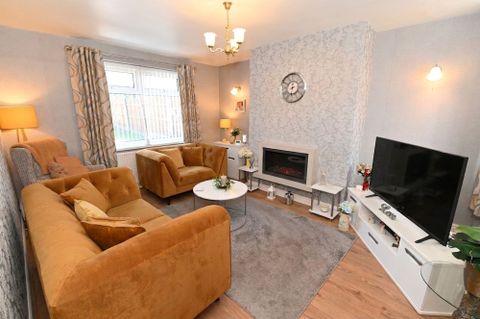 Whitehead Road, Swinton M27