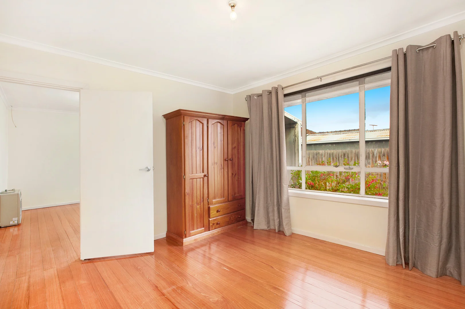 Additional image 3 of 2/22 Sharps Road, Tullamarine VIC 3043