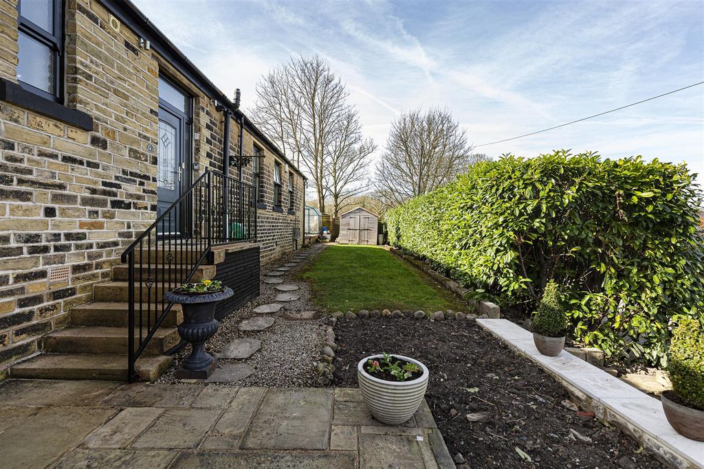 Additional image 44 of 4 bed detached house for saleBeaconsfield Road, Clayton, Bradford BD14