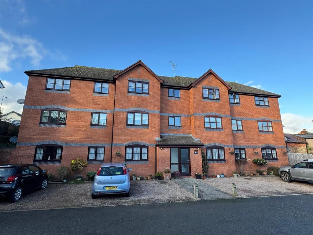 2 bed flat for saleLittle Hereford Street, Bromyard HR7