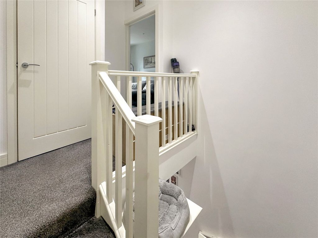 Additional image 16 of 2 bed flat for saleOakfield Street, Blandford Forum, Dorset DT11
