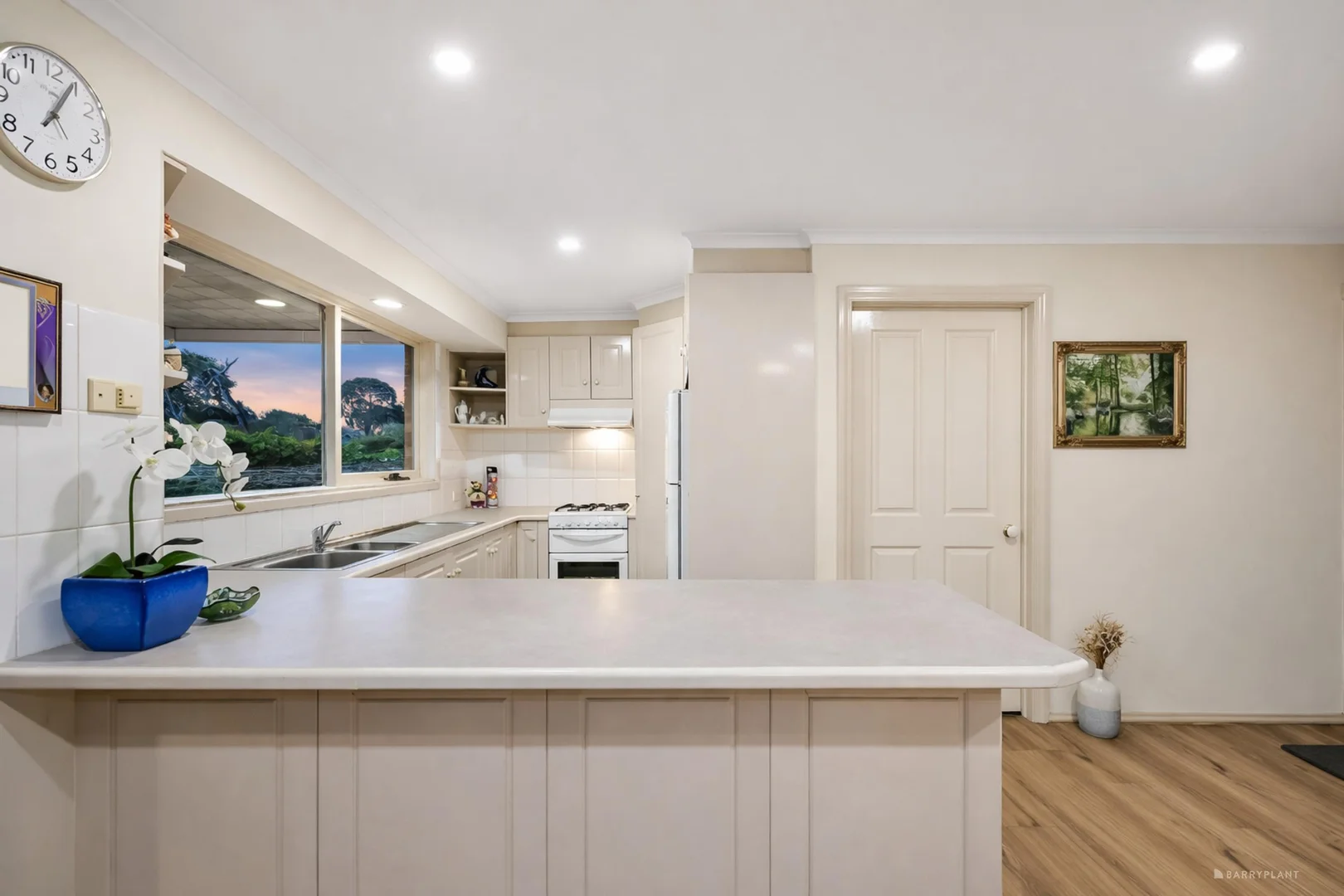 1/4 Springfield Road, Blackburn VIC 3130 photo 5