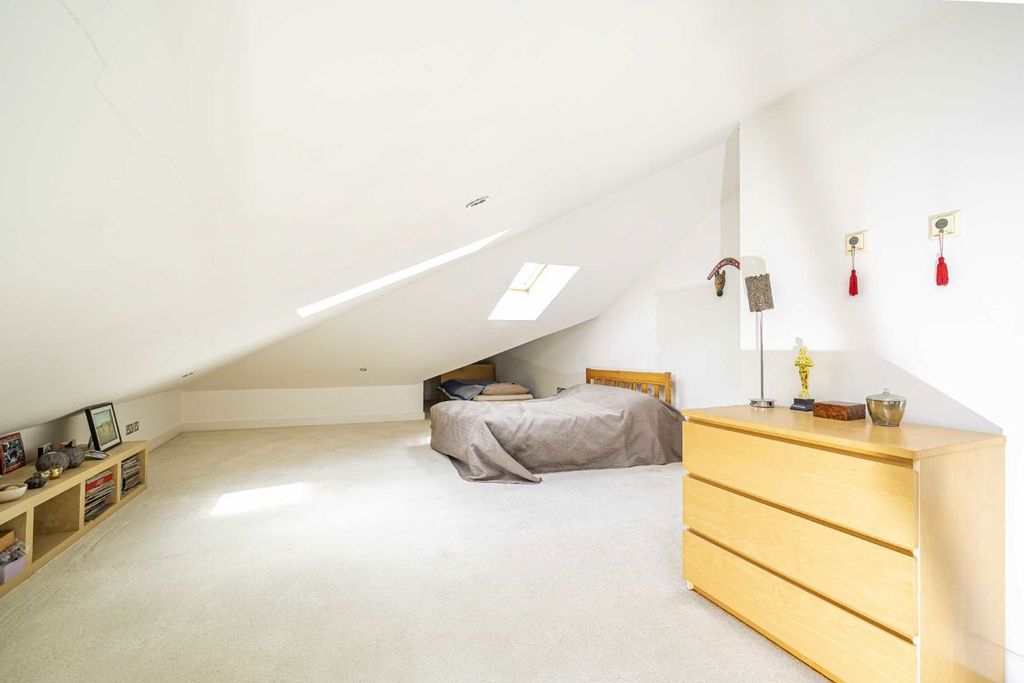 Additional image 7 of 3 bed flat for saleStrand Drive, Kew TW9
