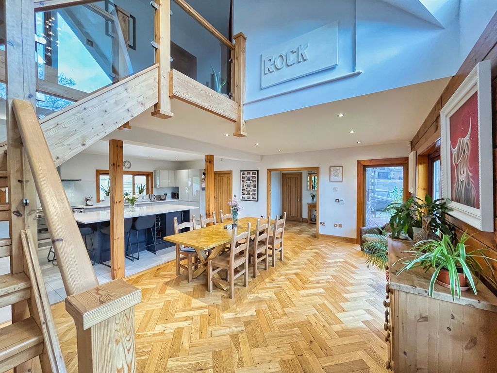 Additional image 3 of 4 bed detached house for saleThistledome, 25 Oakmead Road, Llanharan, Pontyclun CF72