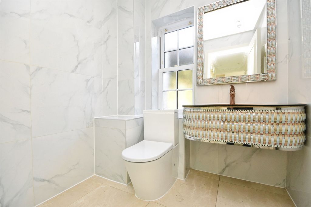 Additional image 5 of 6 bed detached house for saleHeronway, Hutton, Brentwood CM13