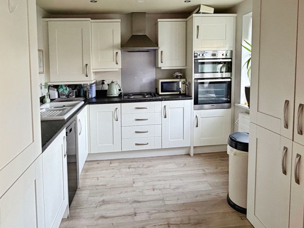 Additional image 10 of 2 bed flat for saleTilia Way, Bourne PE10