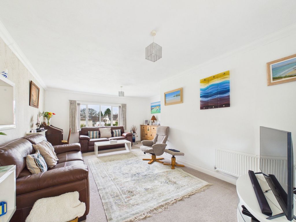 3 bed bungalow for saleMaple Close, Bodmin (Ref. Pm0522) PL31 photo 3