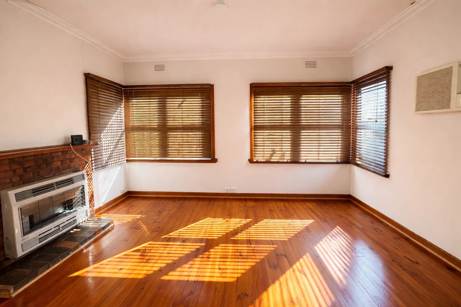 Additional image 2 of 25 Grundy Grove, Pascoe Vale South VIC 3044