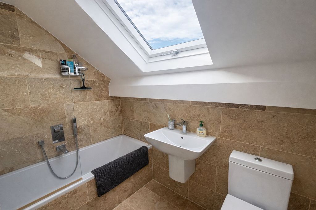 Additional image 12 of 3 bed flat for saleChrisharben Court, Green End, Clayton, Bradford BD14