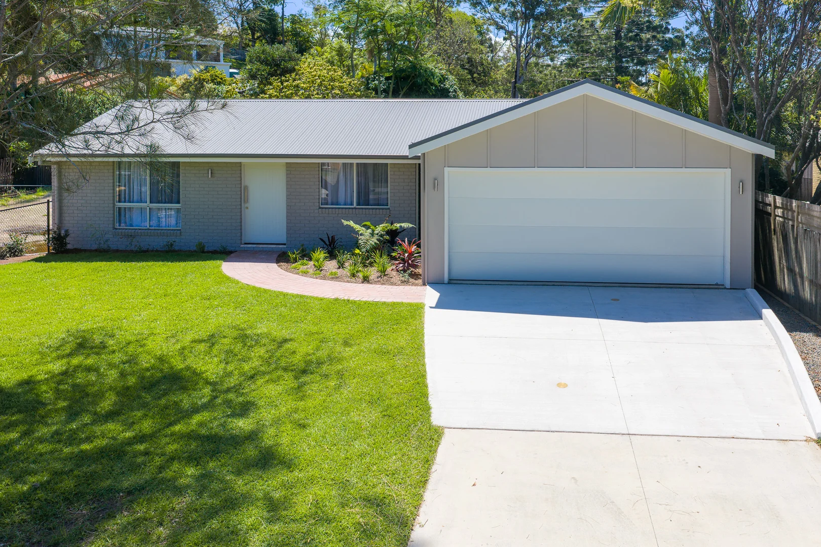 Additional image 21 of 2/51 Balemo Drive, Ocean Shores NSW 2483