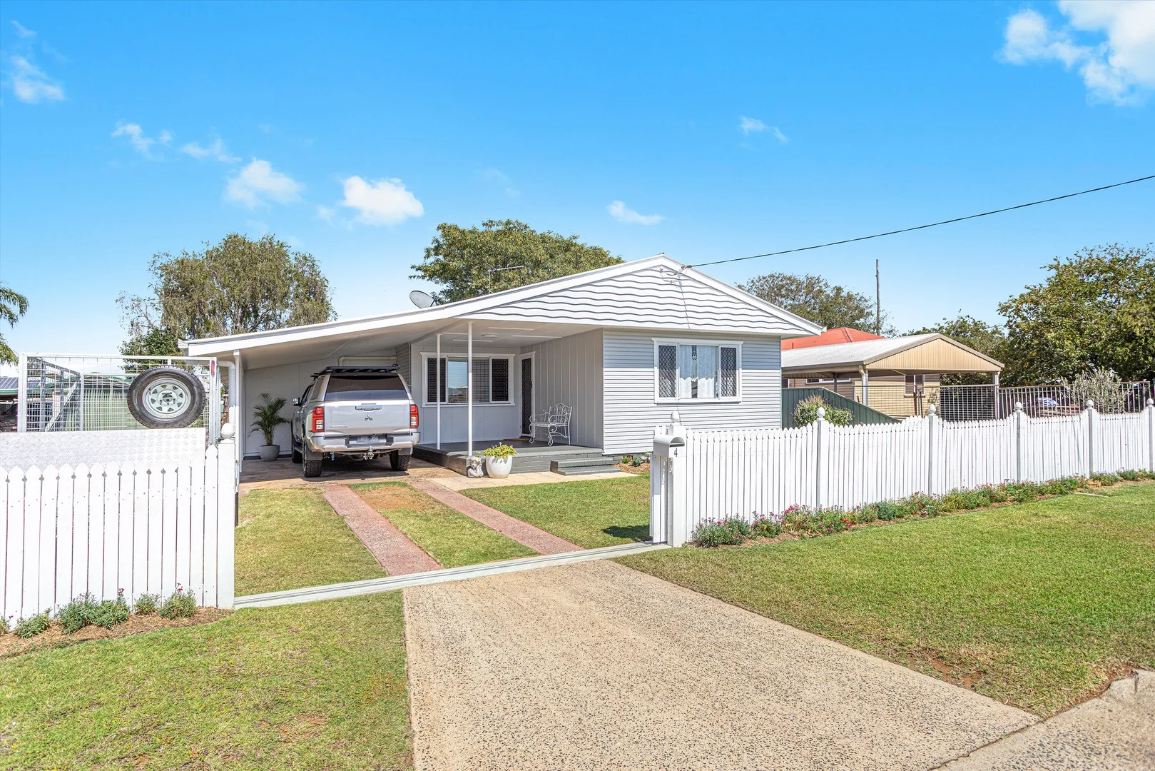 4 Aylmer Street, Oakey QLD 4401