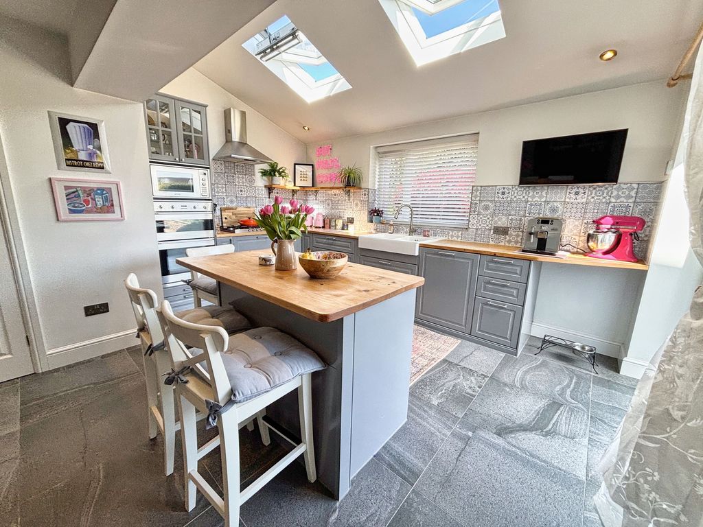 Additional image 43 of 5 bed detached house for saleRogers Lane, Laleston CF32