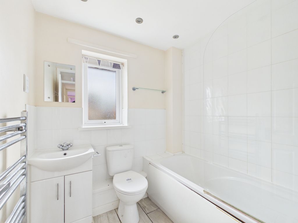 Additional image 11 of 3 bed semi-detached house for saleHazelwood Drive, Bridgwater TA6