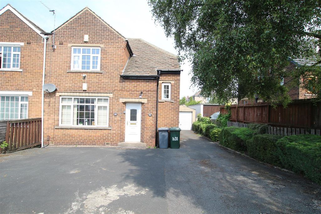 2 bed flat for saleBolton Road, Eccleshill, Bradford BD2