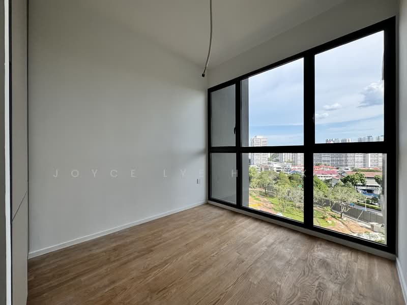8 Clementi Avenue 1 photo 3