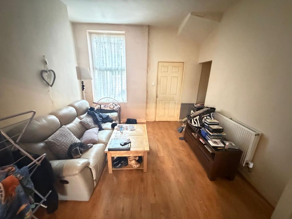 3 bed terraced house for saleGloucester Road, Bootle L20 photo 4