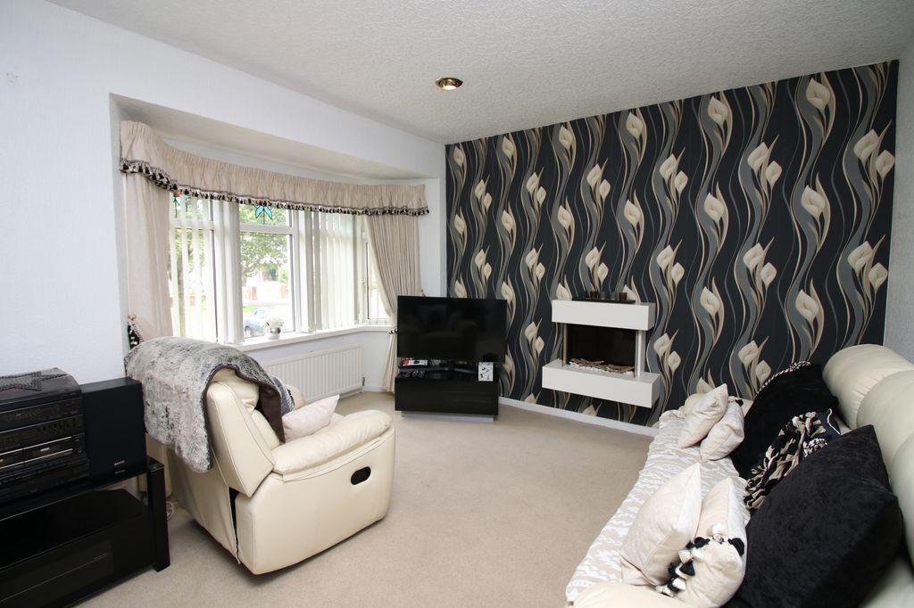 Additional image 6 of 3 bed flat for saleDevonshire Road, Blackpool FY2