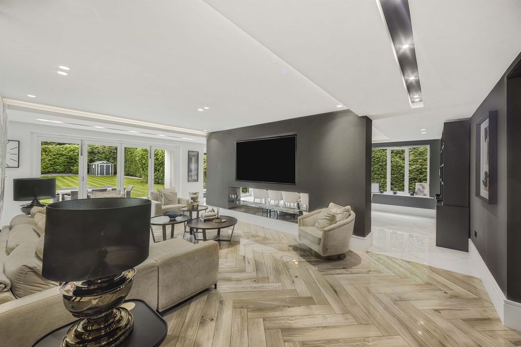 Additional image 2 of 5 bed detached house for saleBollinway, Hale WA15