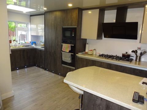 Green Lane Close, Leicester LE5
