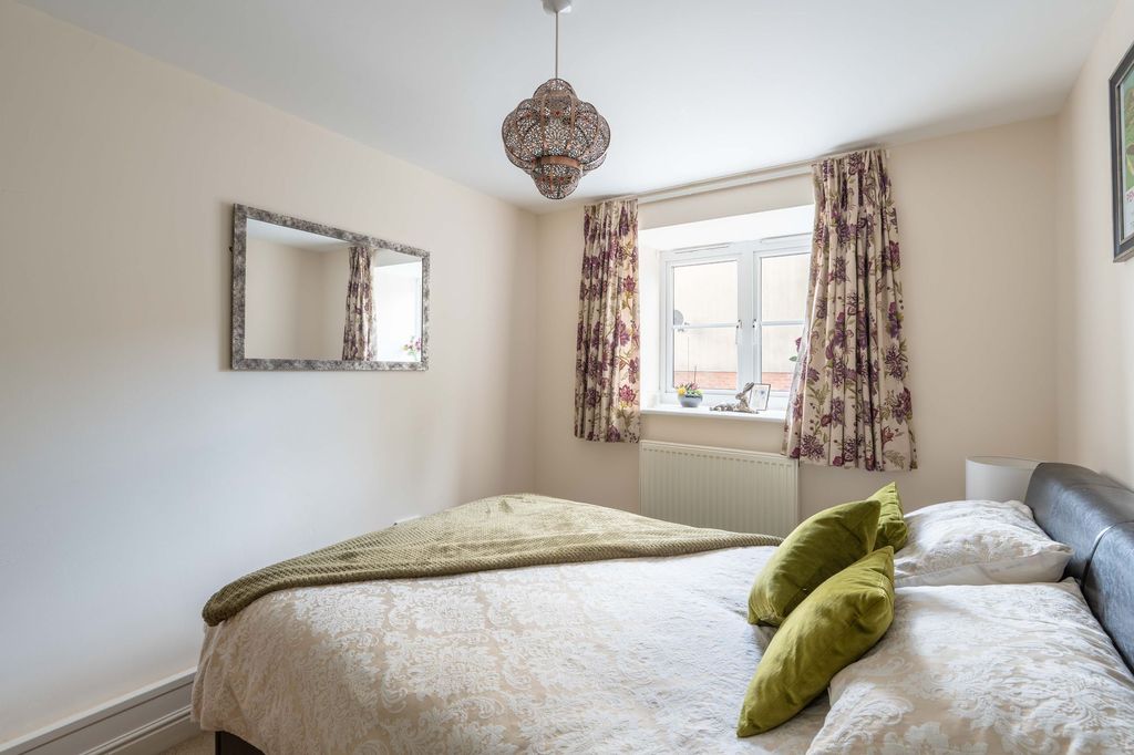 Additional image 4 of 2 bed flat for salePentre Wech, Conwy LL32