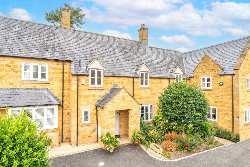 3 bed terraced house for saleCroft Gardens, Broadway, Worcestershire WR12