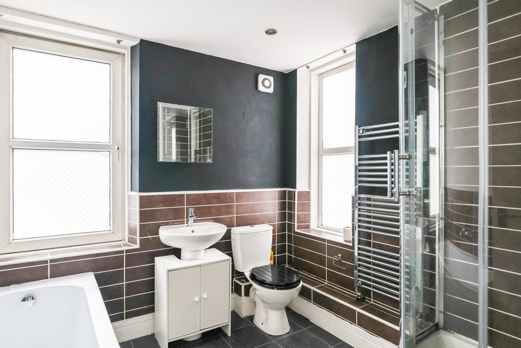 Additional image 4 of 3 bed flat for saleBrook Street, Carlisle CA1