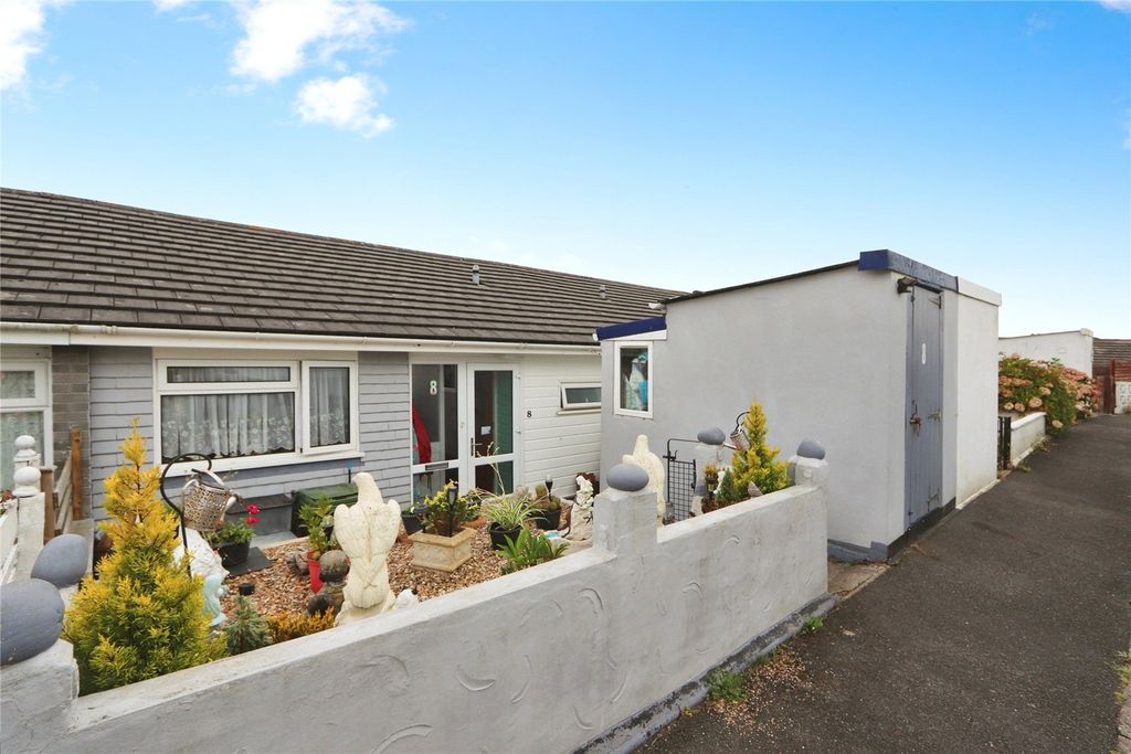1 bed bungalow for saleClovelly Gardens North, Bideford, Devon EX39