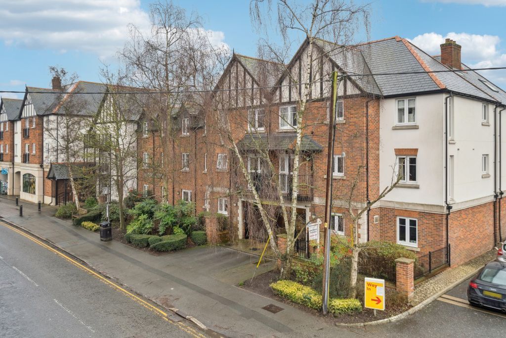 Additional image 17 of 2 bed flat for saleMarlow Road, Bourne End SL8
