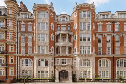 Basil Street, London SW3