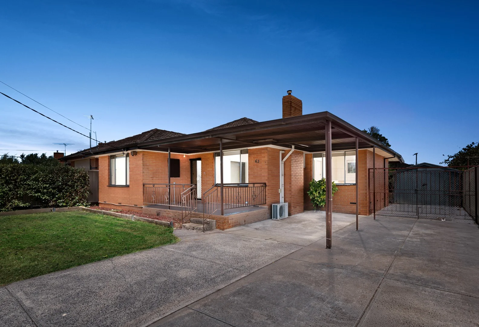 63 Curtin Avenue, Lalor VIC 3075