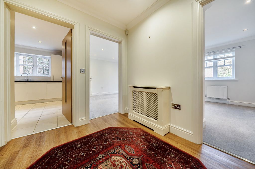 Additional image 13 of 2 bed flat for saleBroomfield, Binfield, Bracknell RG42