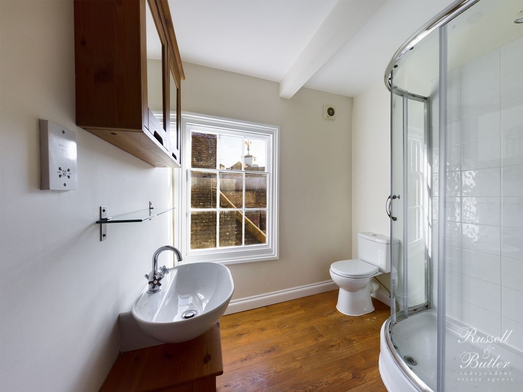 Additional image 6 of 2 bed flat for saleWest Street, Buckingham, Buckinghamshire MK18