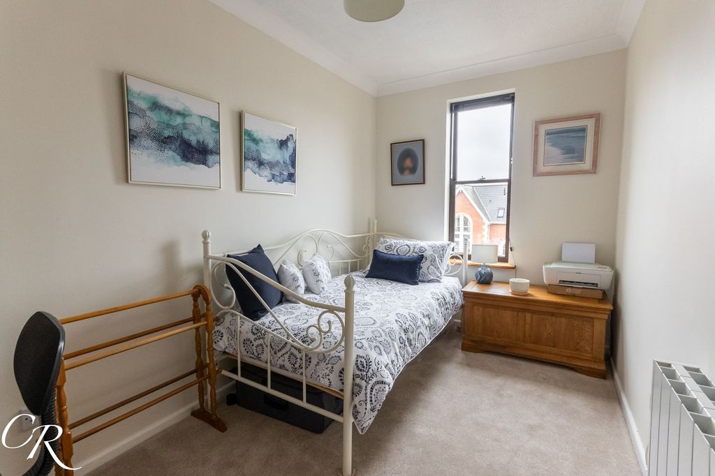 Additional image 12 of 2 bed flat for saleWestern Road, Cheltenham GL50