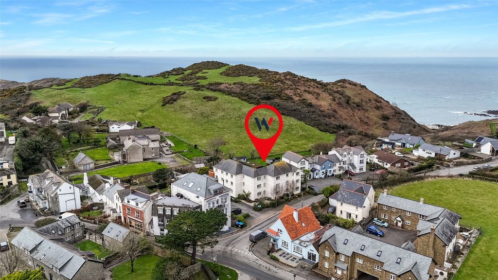 3 bed flat for saleMortehoe, Woolacombe, Devon EX34 photo 2