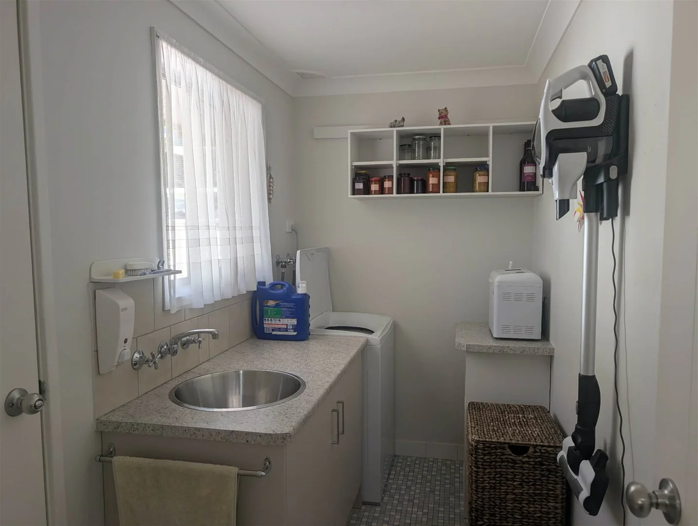 Additional image 14 of 13 Somers Place, Blayney NSW 2799