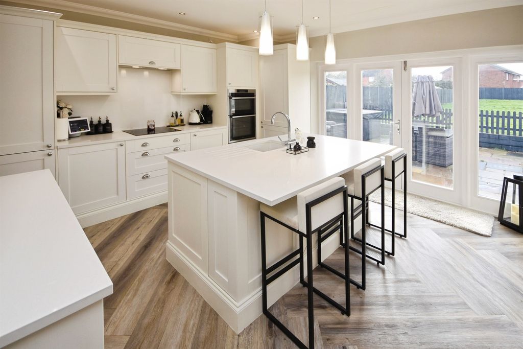 Additional image 9 of 5 bed detached house for saleCressing Road, Braintree CM7