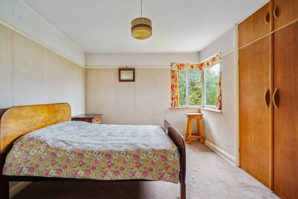 Additional image 14 of 4 bed detached house for saleBlind Lane, Bourne End SL8