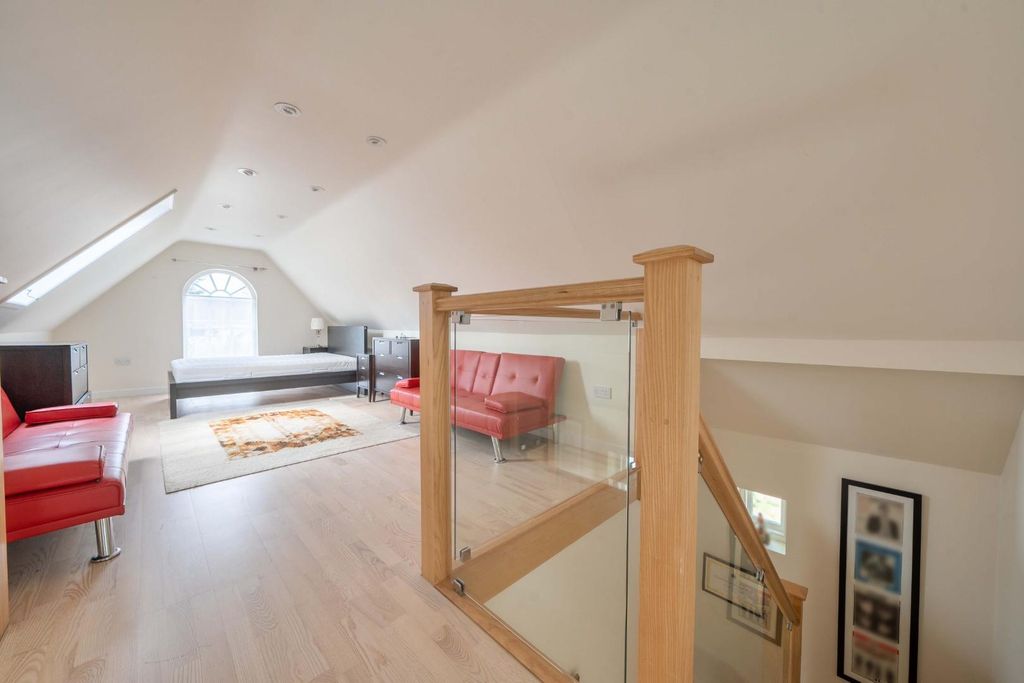 Additional image 35 of 5 bed detached house for saleBlunham Road, Moggerhanger MK44