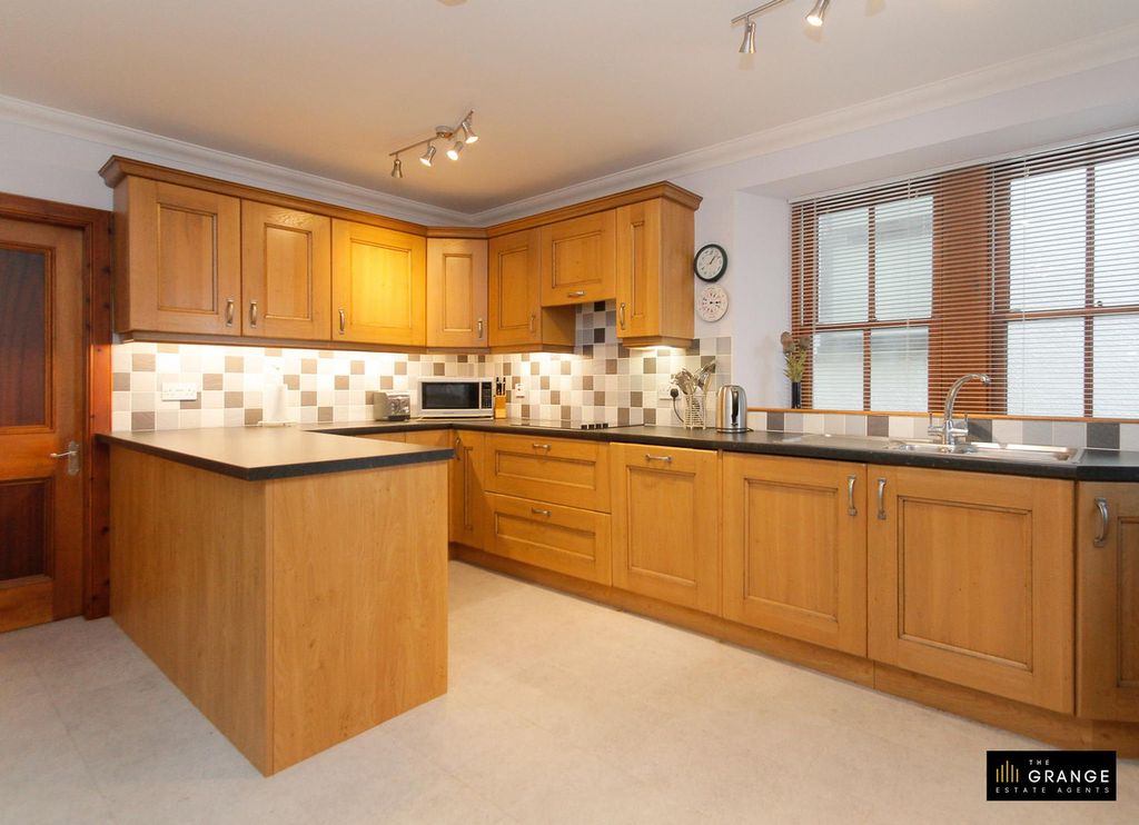 Additional image 12 of 5 bed detached house for saleCliff Terrace, Portknockie AB56