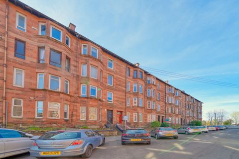 83 Bolton Drive, Flat 3/2, Mount Florida, Glasgow G42