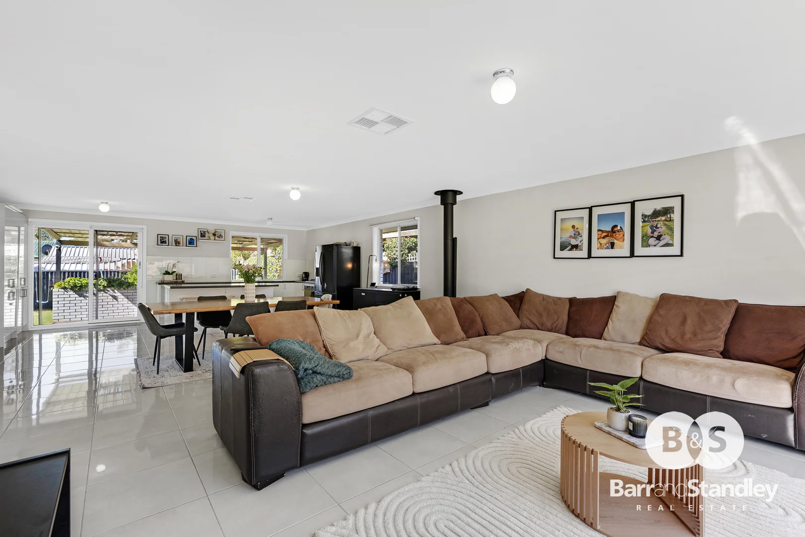 35 Murray Drive, Withers WA 6230 photo 5