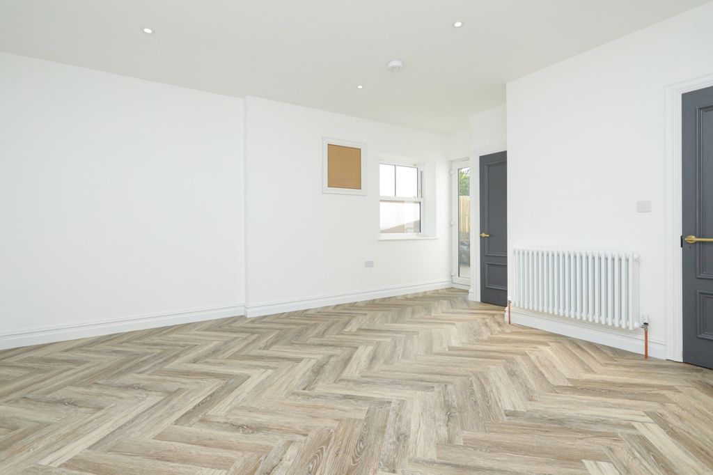 Additional image 21 of 5 bed detached house for saleSeven Stones Drive, Broadstairs, Kent CT10