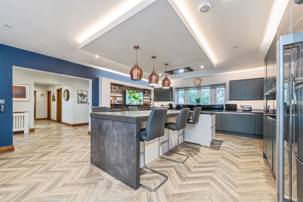 Additional image 6 of 5 bed detached house for saleBlackbrook Court, Brighouse HD6