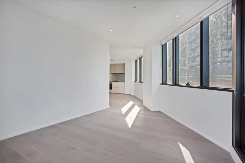 501S/889 Collins Street, Docklands VIC 3008 photo 4