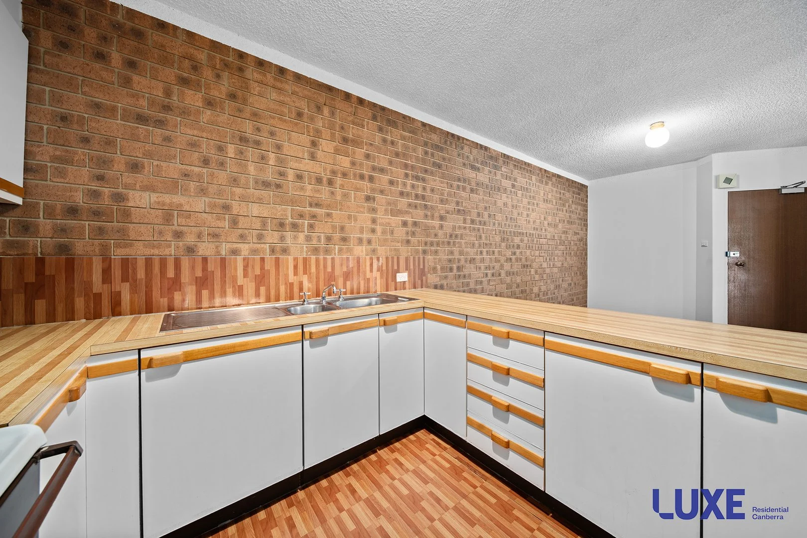 Additional image 5 of 1/103 Canberra Avenue, Griffith ACT 2603