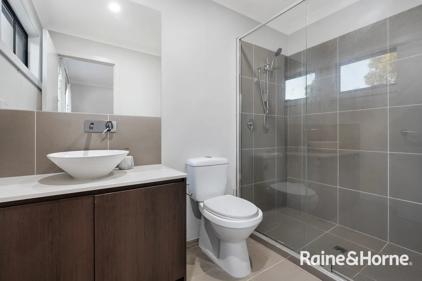 Additional image 10 of 73 Viewbright Road, Clyde North VIC 3978