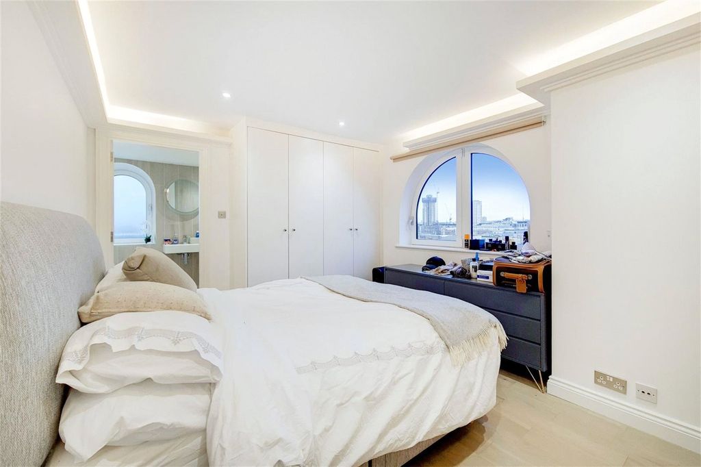 Additional image 6 of 2 bed flat for saleWilliam Morris Way, London SW6