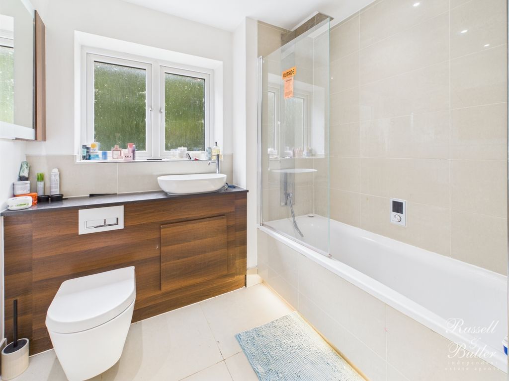Additional image 9 of 1 bed flat for saleSummerhouse Hill, Buckingham MK18