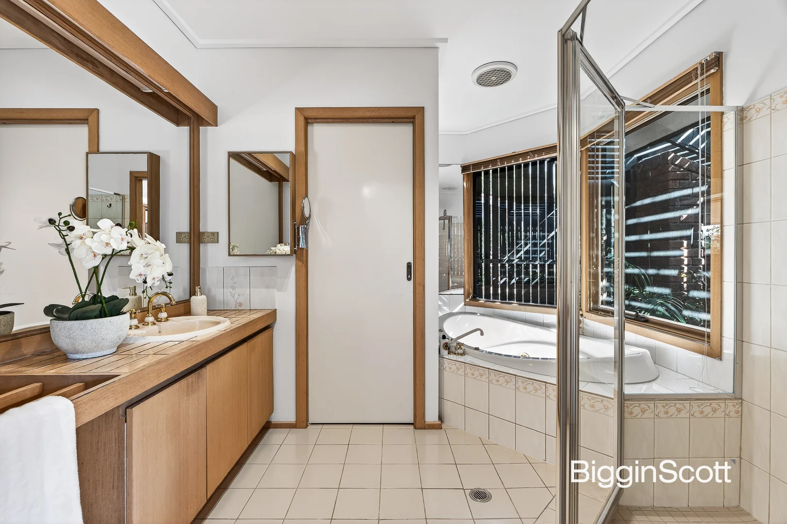 Additional image 9 of 1 Leanne Court, Doncaster East VIC 3109